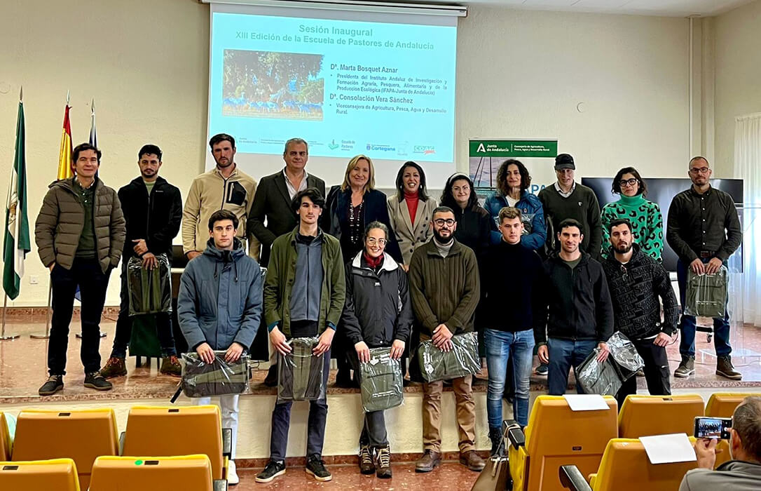 Se pone en marcha la XIII Escuela de Pastores de Andalucía para apoyar el relevo generacional y dar respuesta a las necesidades del sector