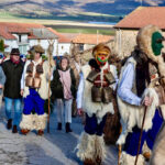 Tradiciones que perduran: los Zamarrones de Lanchares celebran en 2026 un año de comuniones, crecimiento y paso a la vida adulta