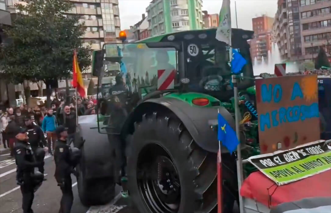 Enfado y preocupación por la llegada de multas a los ganaderos participantes en las protestas del jueves 29 en Asturias