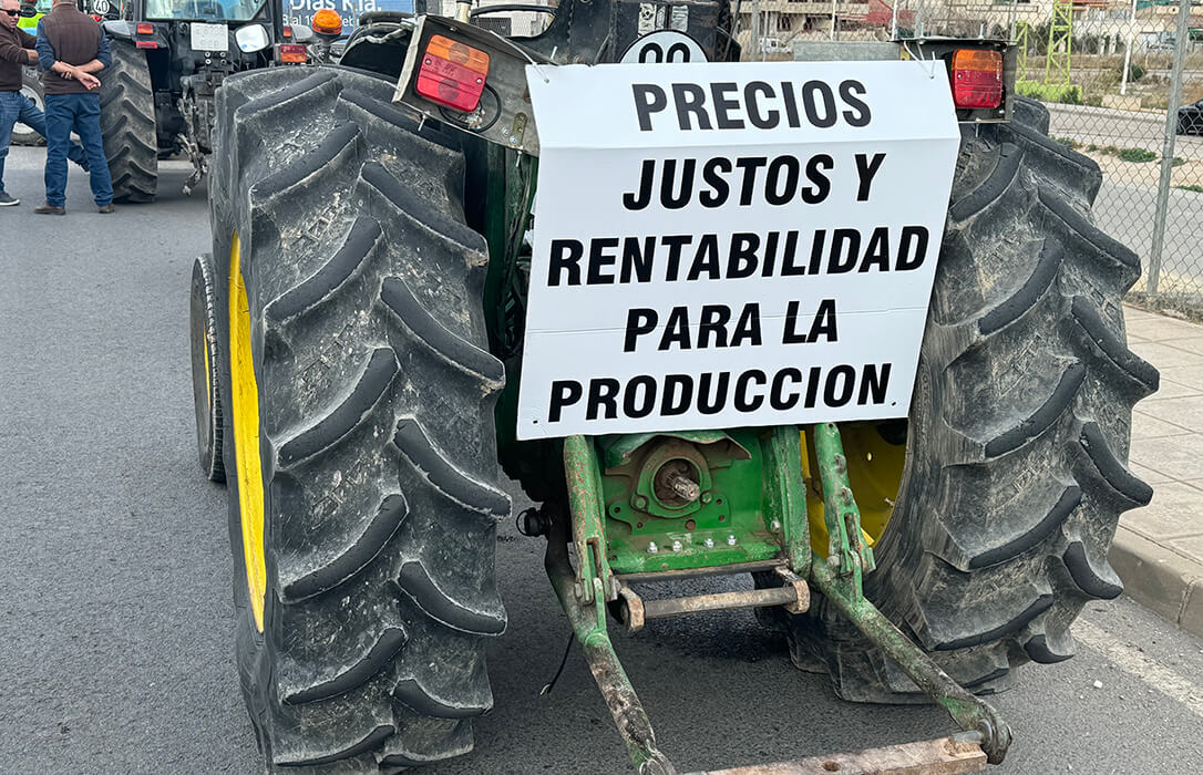 Unas 30 tractoradas mostrarán el enfado agrario este jueves en varias ciudades españolas aunque con suspensiones por la climatología (Madrid, Sevilla,…)