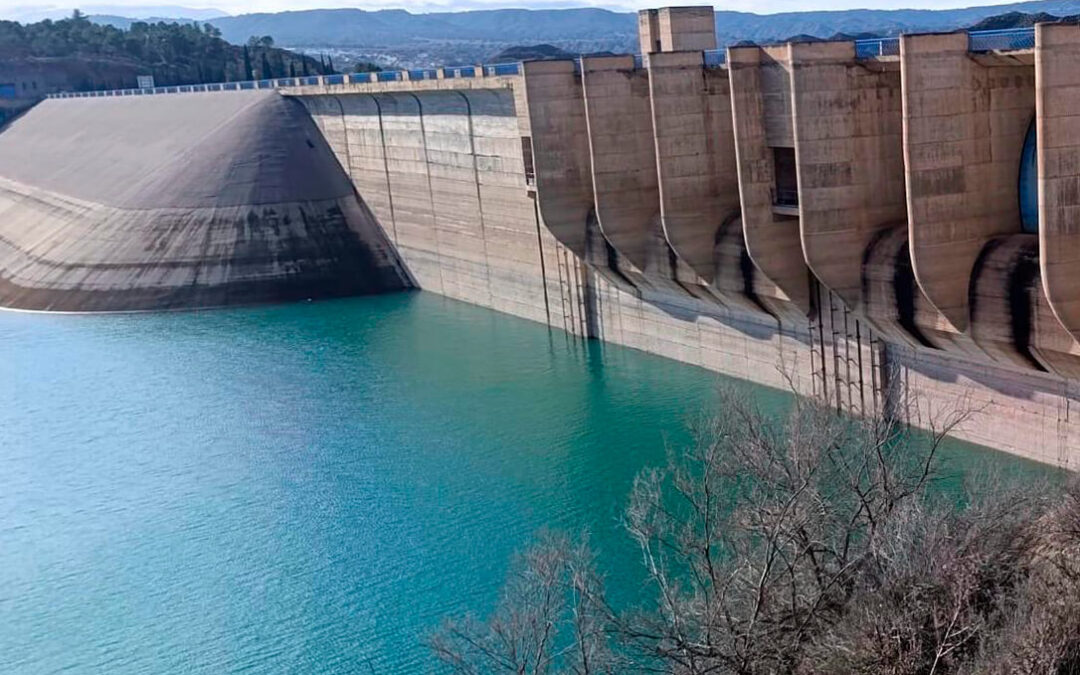 Algo bueno de tanto temporal: El embalse del Negratín volverá a transferir agua a Almería tras casi cinco años sin aportaciones