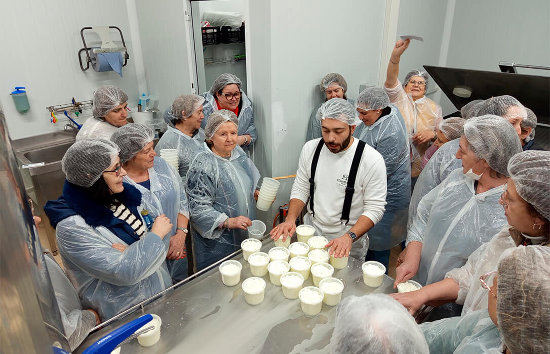 Éxito de participación en la jornada ‘Incorporación de la mujer al sector quesero’ desarrollada por AMFAR en Bolaños de Calatrava