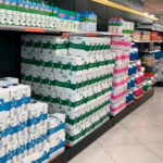 Piden a Mercadona que recule y no se sume a la guerra de bajada de precios: «Abaratar la leche no puede salir del bolsillo del ganadero»